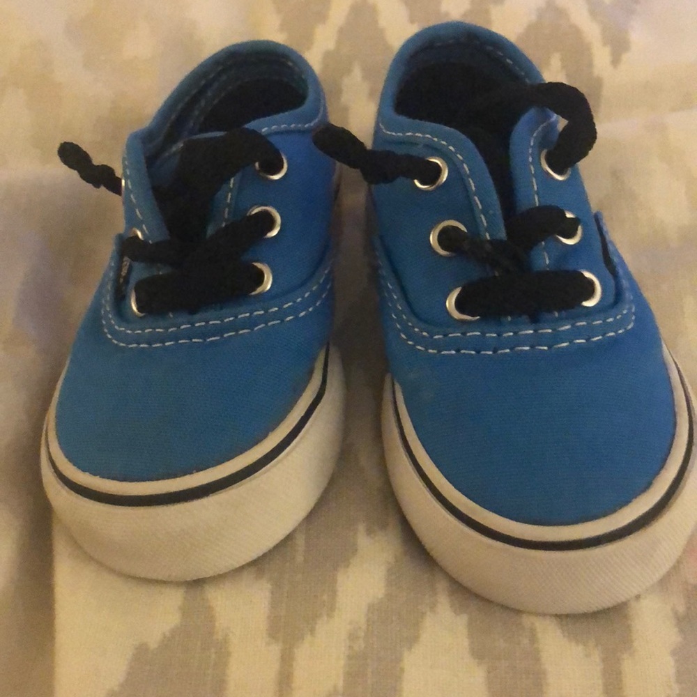 Toddler vans size 4